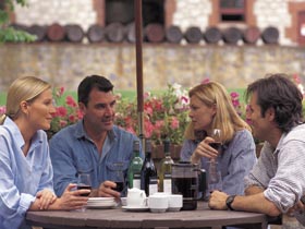 Yalumba Logo and Images