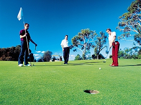 Huon Heights Public Golf Course Logo and Images