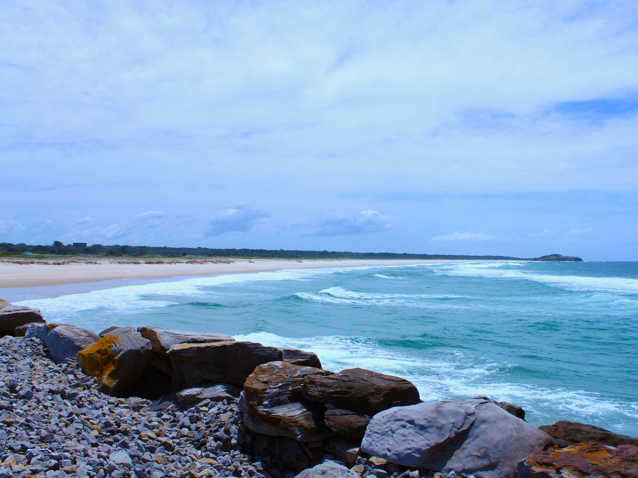 Iluka Main Beach Logo and Images