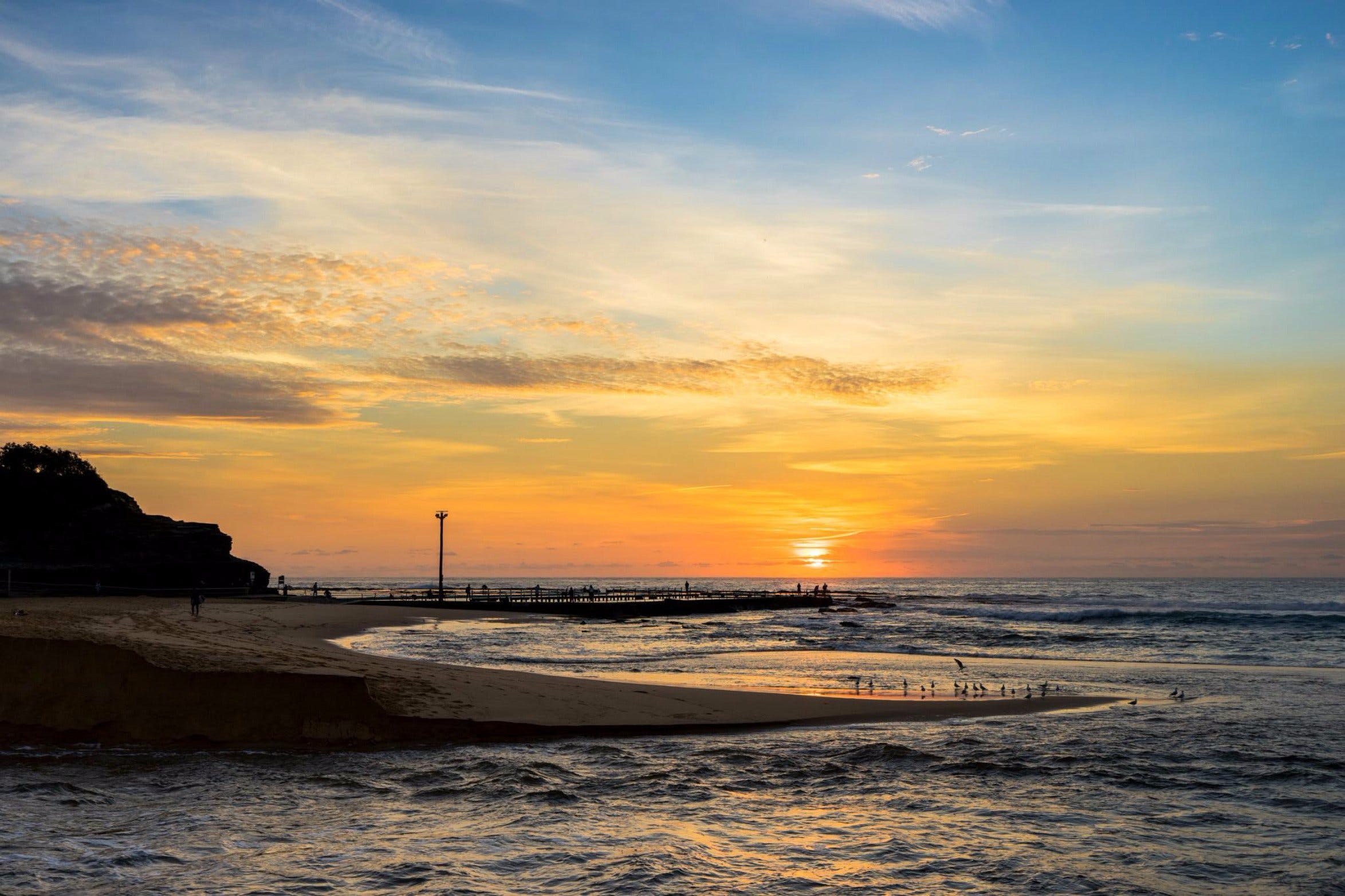 Narrabeen Beach Logo and Images