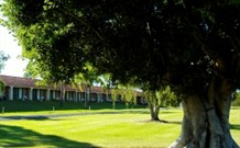 Best Western Lakeside Lodge Motel - South Lismore Logo and Images