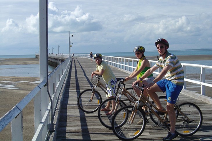 Hervey Bay YHA Logo and Images