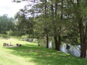 Goomburra Valley Campground Logo and Images