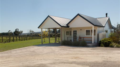 Lakeside Villas at Crittenden Estate Logo and Images