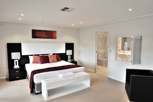 Absolute Beachfront Opal Cove Resort Logo and Images