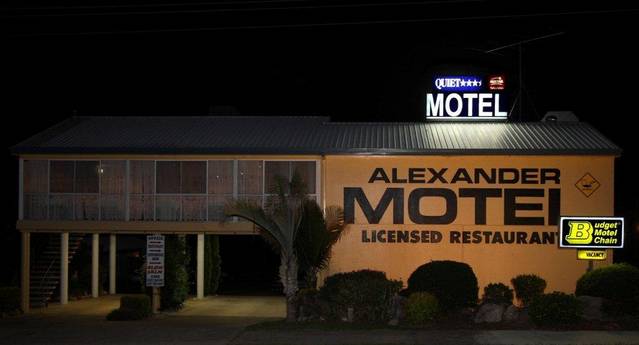 Alexander Motel & Peppercorn Restaurant Logo and Images