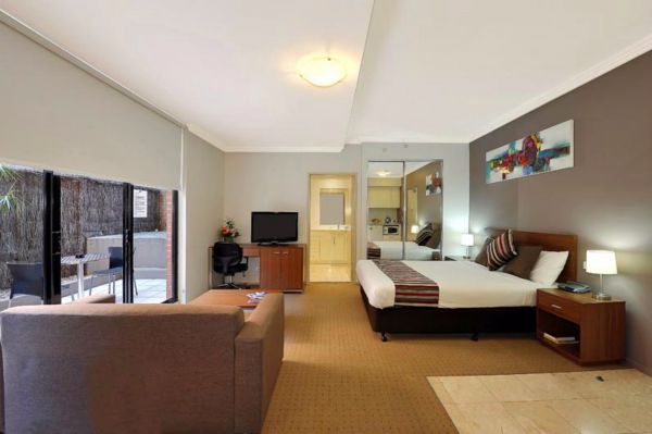 APX Apartments Darling Harbour Logo and Images