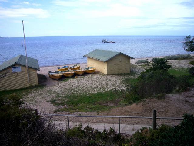 Bellarine Bayside Holiday Parks - Batman Park Logo and Images
