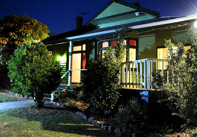 Healesville Garden Retreat Logo and Images