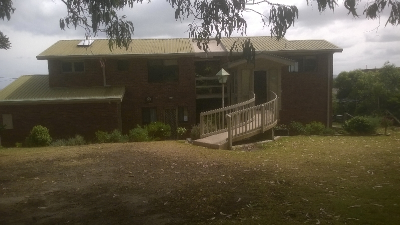 Lurnea Bed & Breakfast Logo and Images