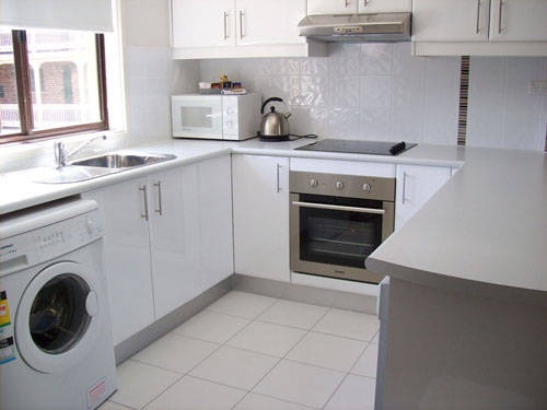 Manuka Park Serviced Apartments Logo and Images