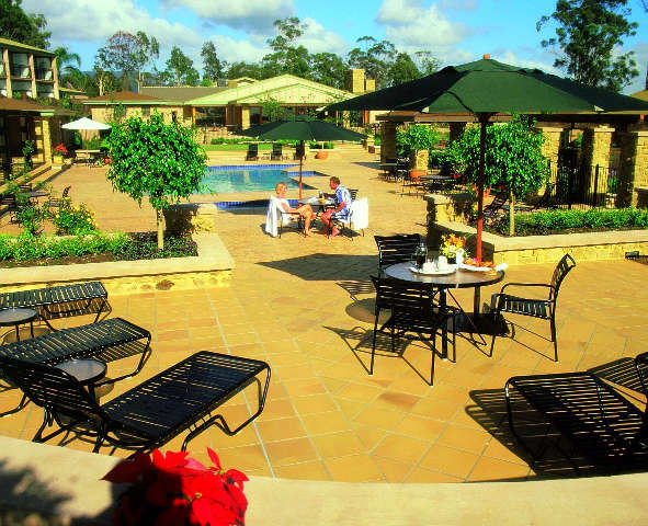 Mercure Resort Hunter Valley Gardens Logo and Images