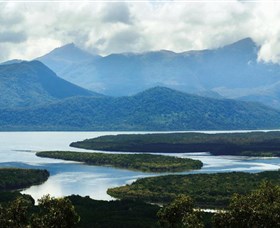 Hinchinbrook Island National Park Logo and Images