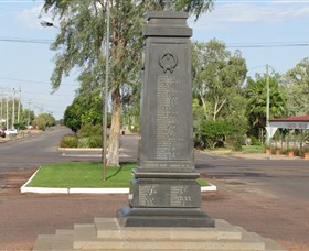 Winton War Memorial Logo and Images