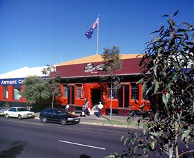 Sydney Antique Centre Logo and Images
