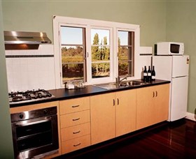 Upper Reach Winery and Cellar Door Logo and Images