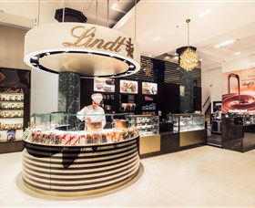 Lindt Chocolate CafÃ© Martin Place Logo and Images
