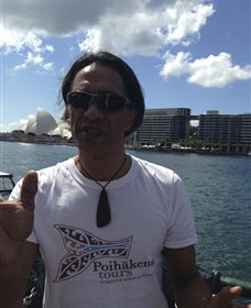 PoihÄkena Tours: Stories of MÄori in Sydney Logo and Images