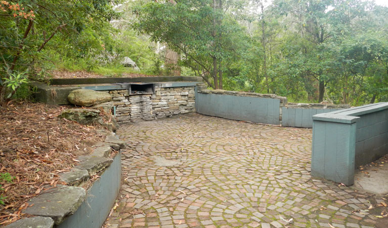 Commandment Rock picnic area Logo and Images
