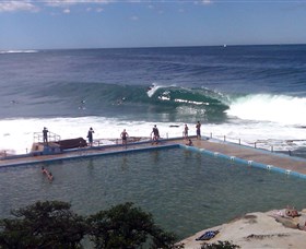 Dee Why Beach Logo and Images