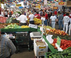 Parklea Markets Logo and Images
