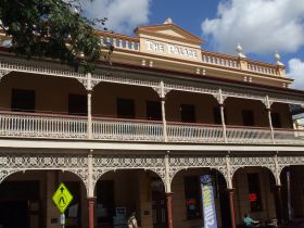 Childers Art Space (CHARTS) Logo and Images