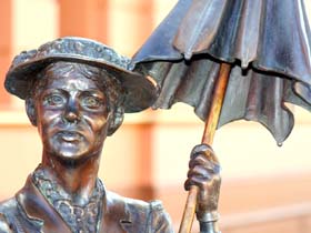 Mary Poppins Statue Logo and Images