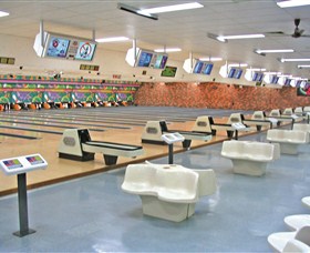 Bateau Bay Ten Pin Bowl Logo and Images