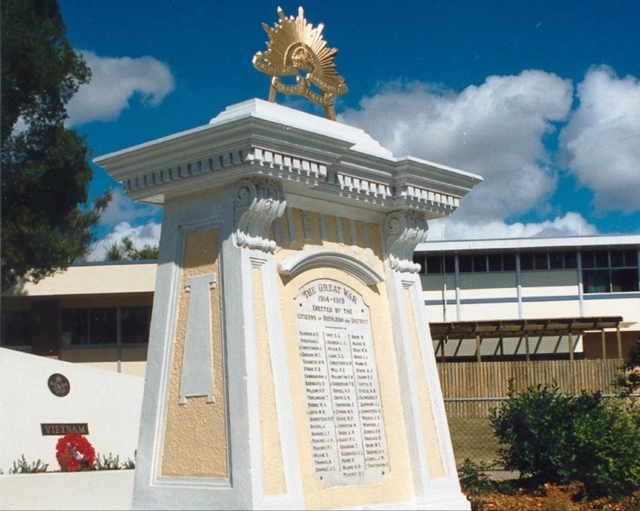 Beenleigh War Memorial Logo and Images