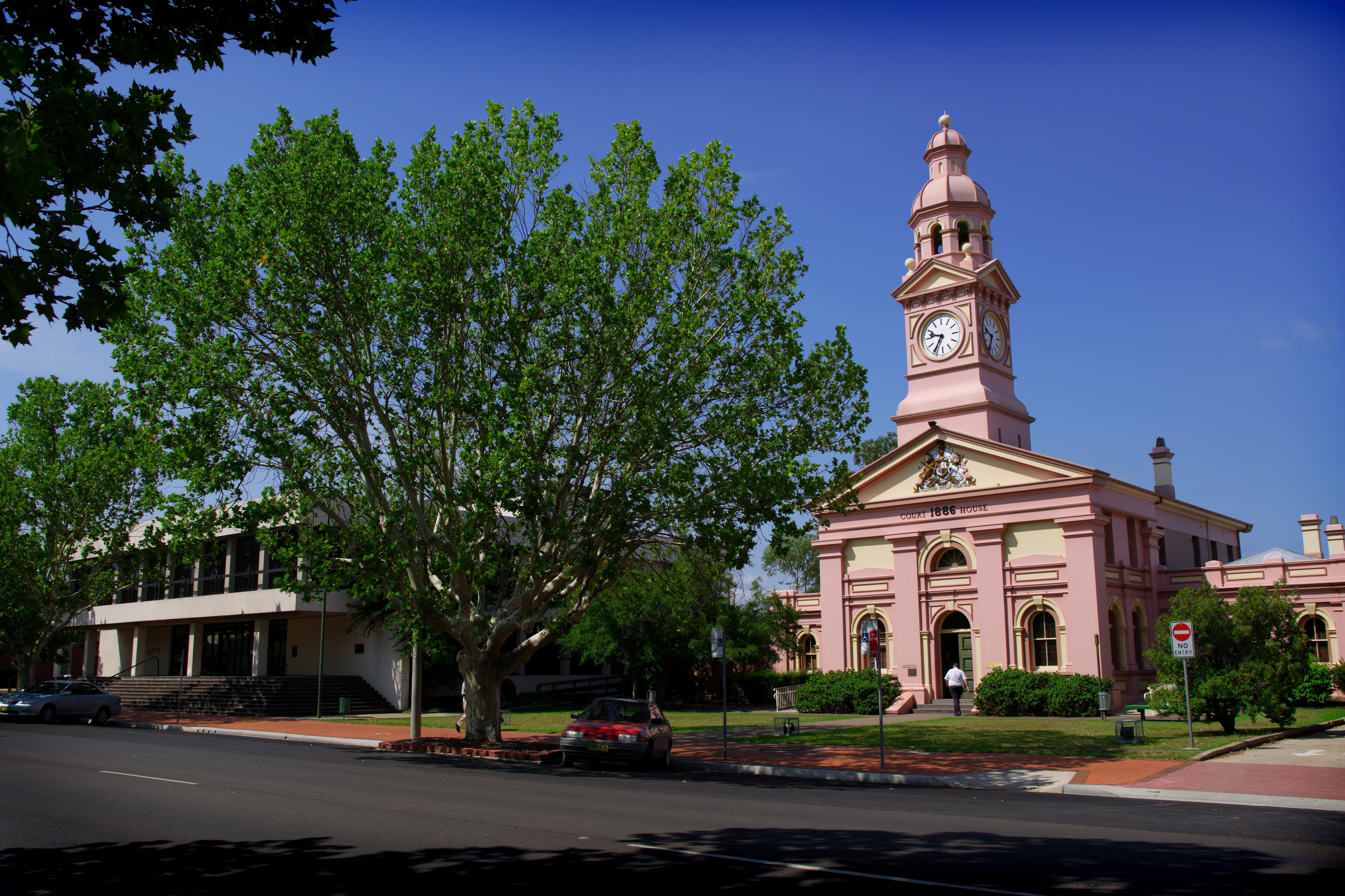 Inverell Logo and Images