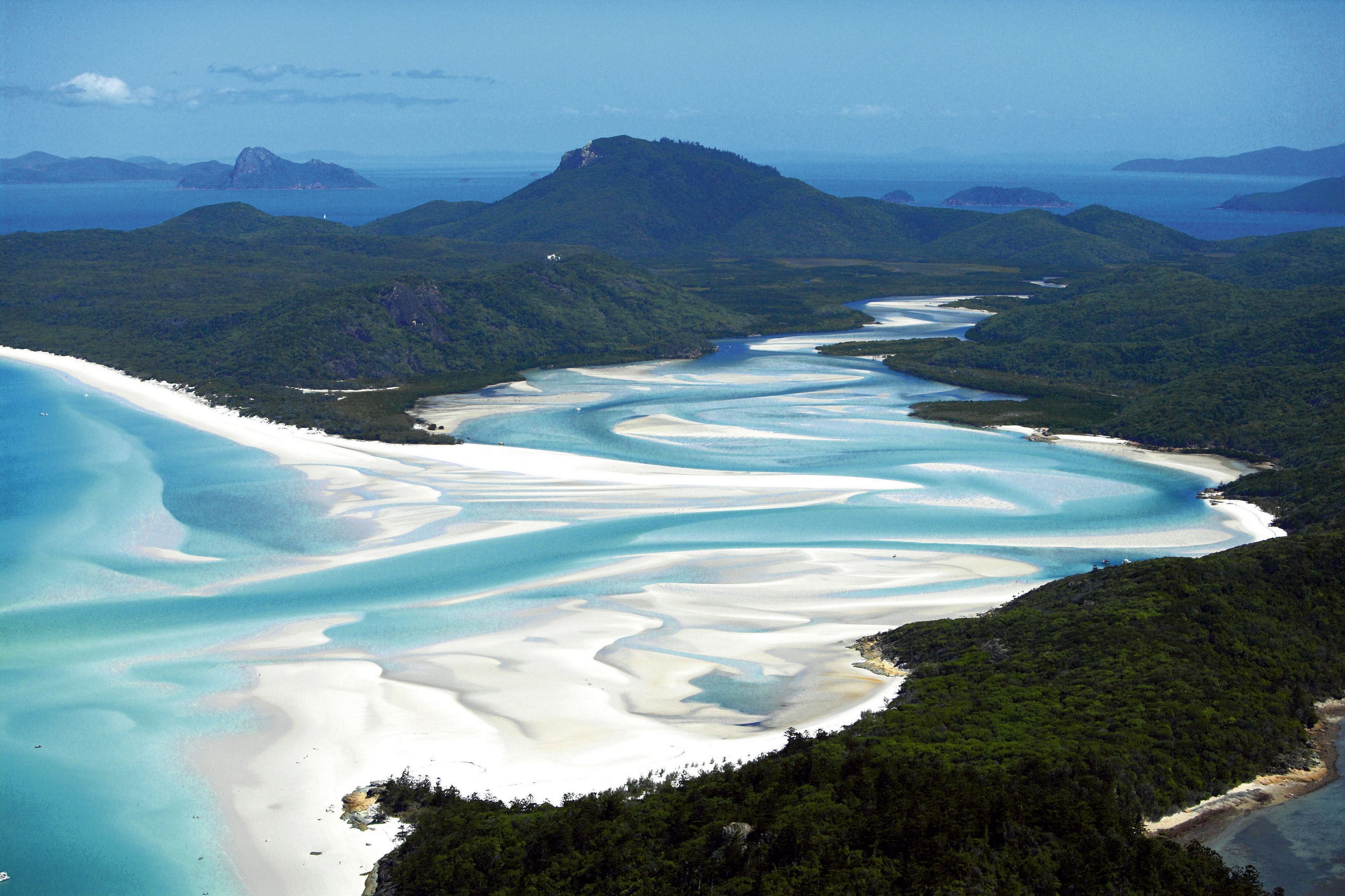 Hill Inlet Lookout Track, Whitsunday Islands National Park Logo and Images