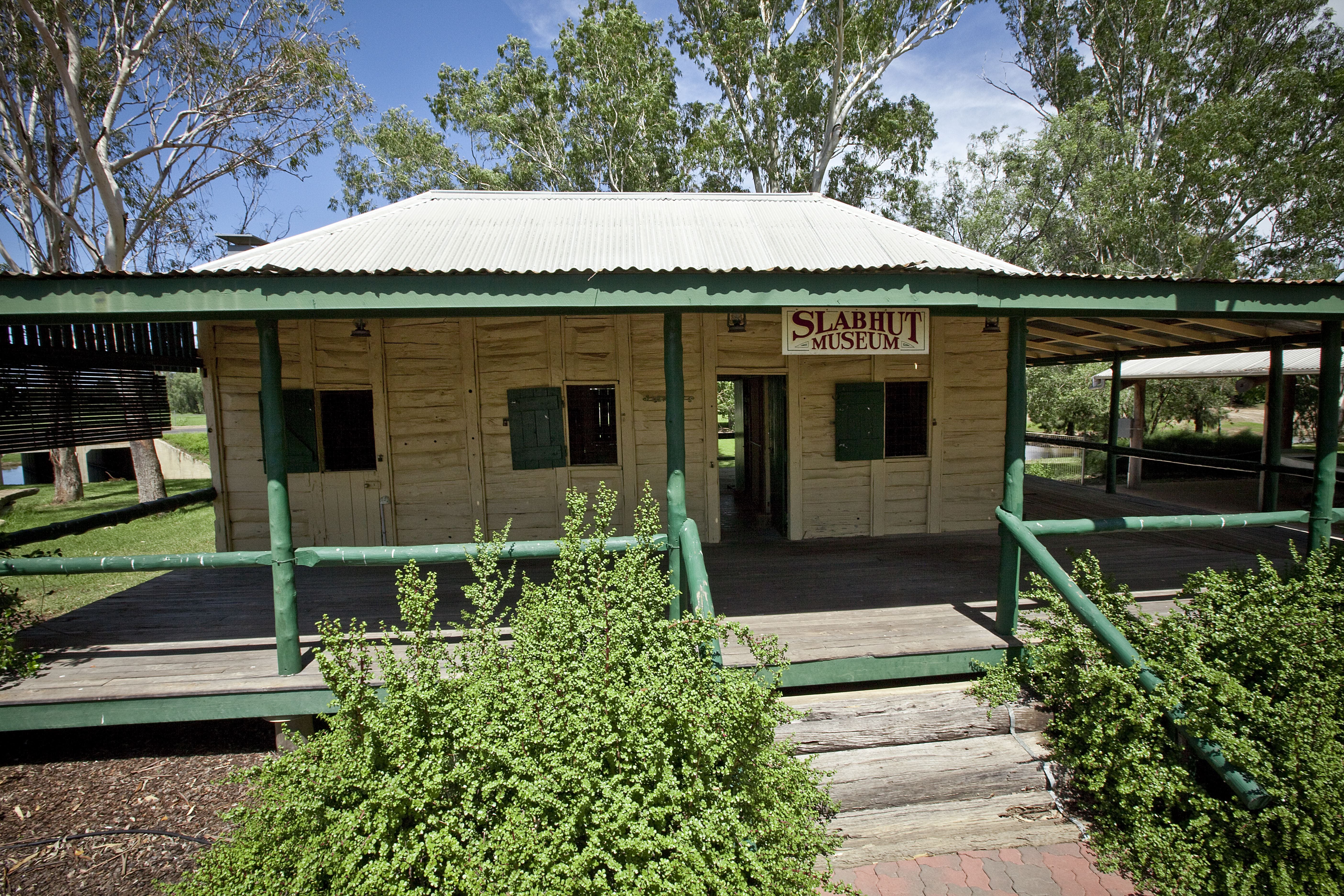 Lenroy Slab Hut Logo and Images