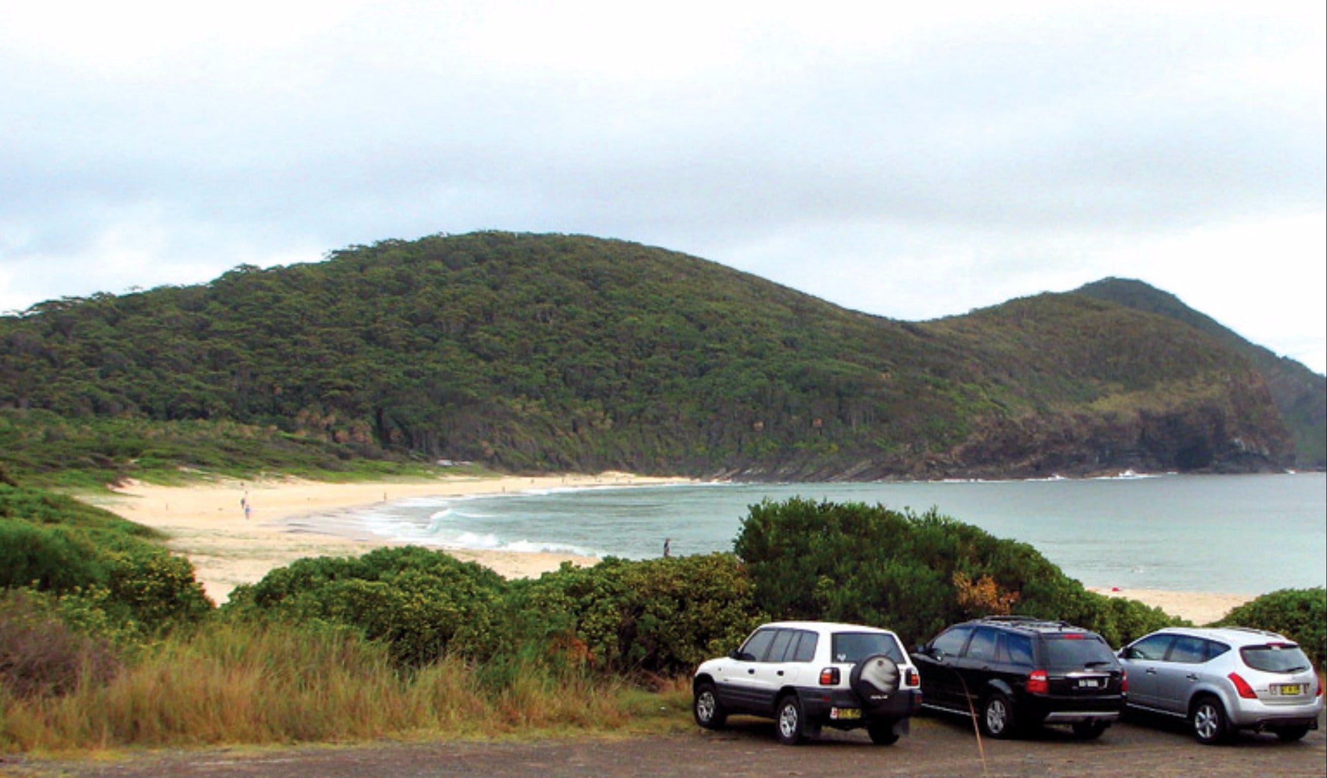 Elizabeth Beach picnic area Logo and Images