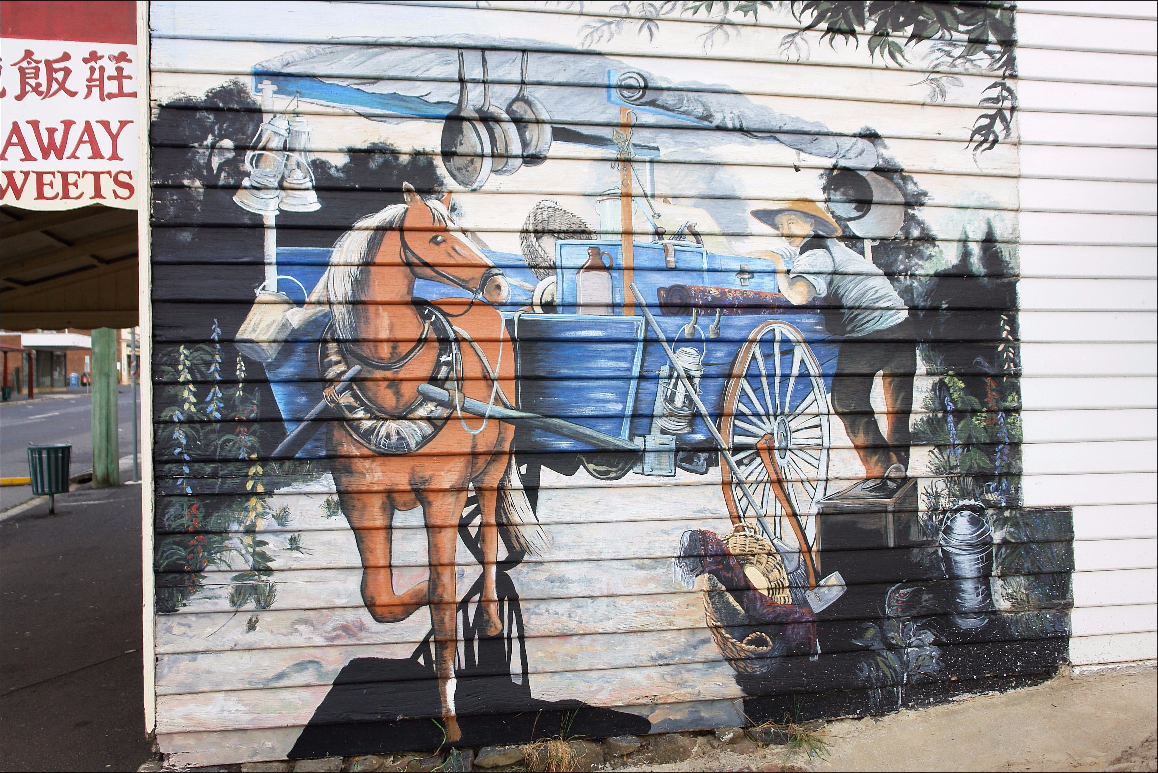 Sheffield: Town of Murals Logo and Images