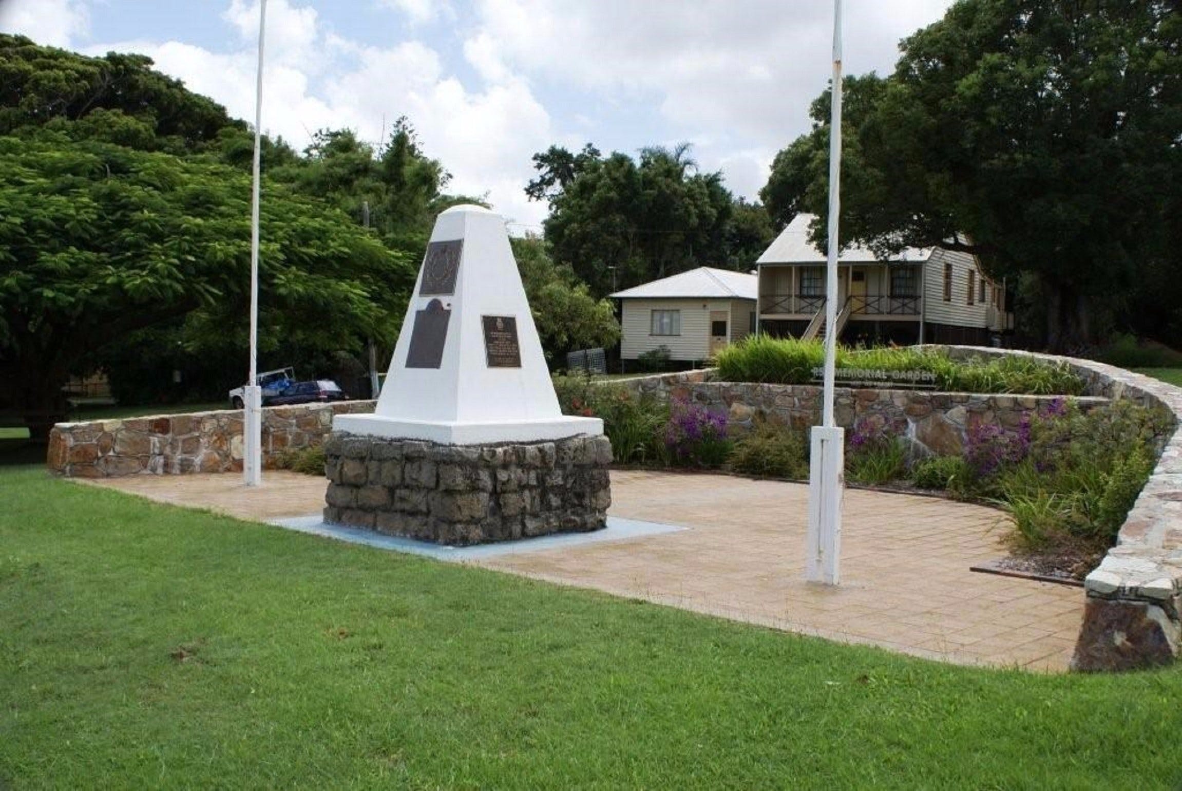 Dunwich War Memorial Logo and Images