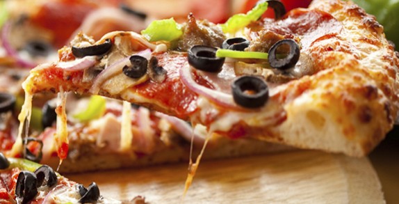 La Madrina Pizza Logo and Images