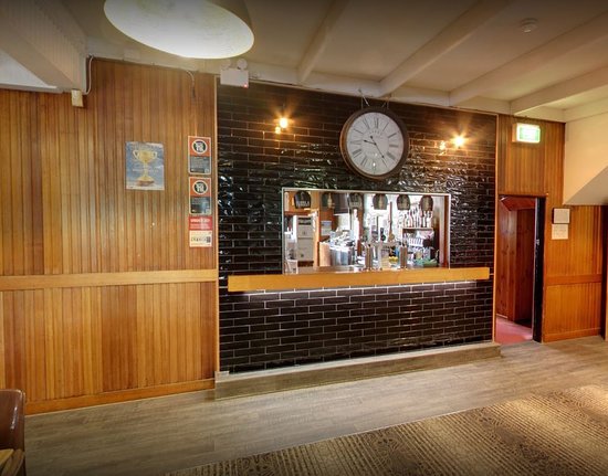Lake Macquarie Hotel Logo and Images