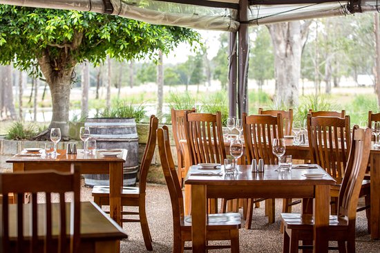 Blaxland Inn Logo and Images