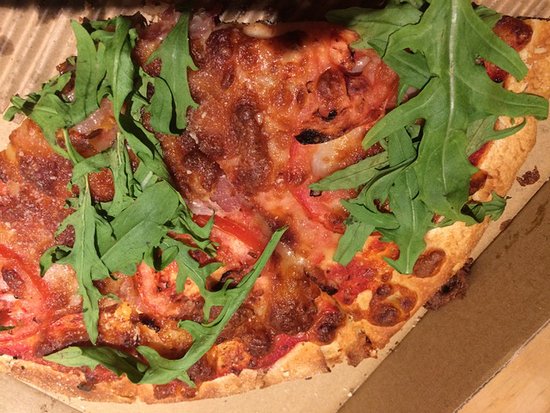 Crust Gourmet Pizza Bar Terrigal Logo and Images