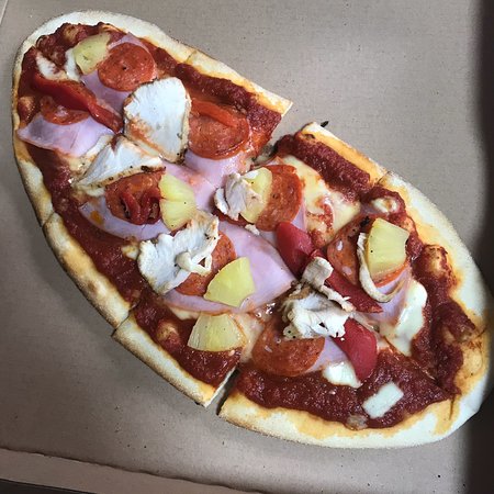 Robâ€™s Pizza Place Logo and Images