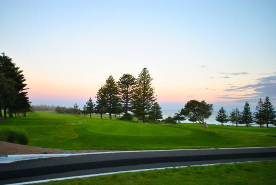 Shelly Beach Golf Club Logo and Images