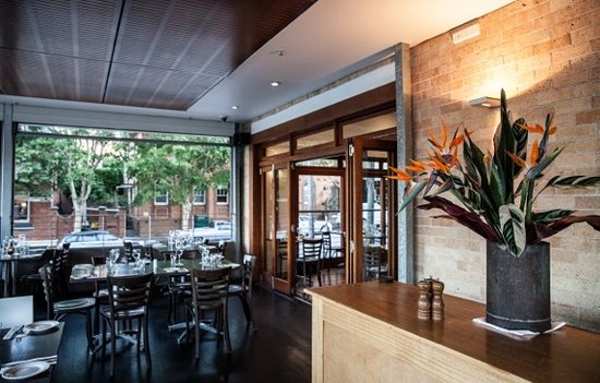 Bangalow Pub Logo and Images
