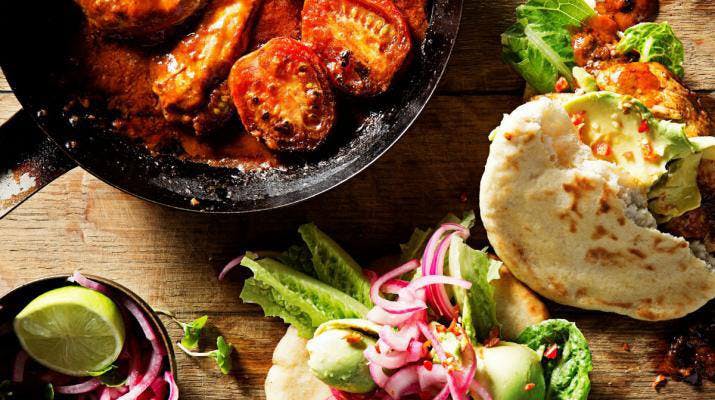 Nando's - Wheelers Hill Logo and Images