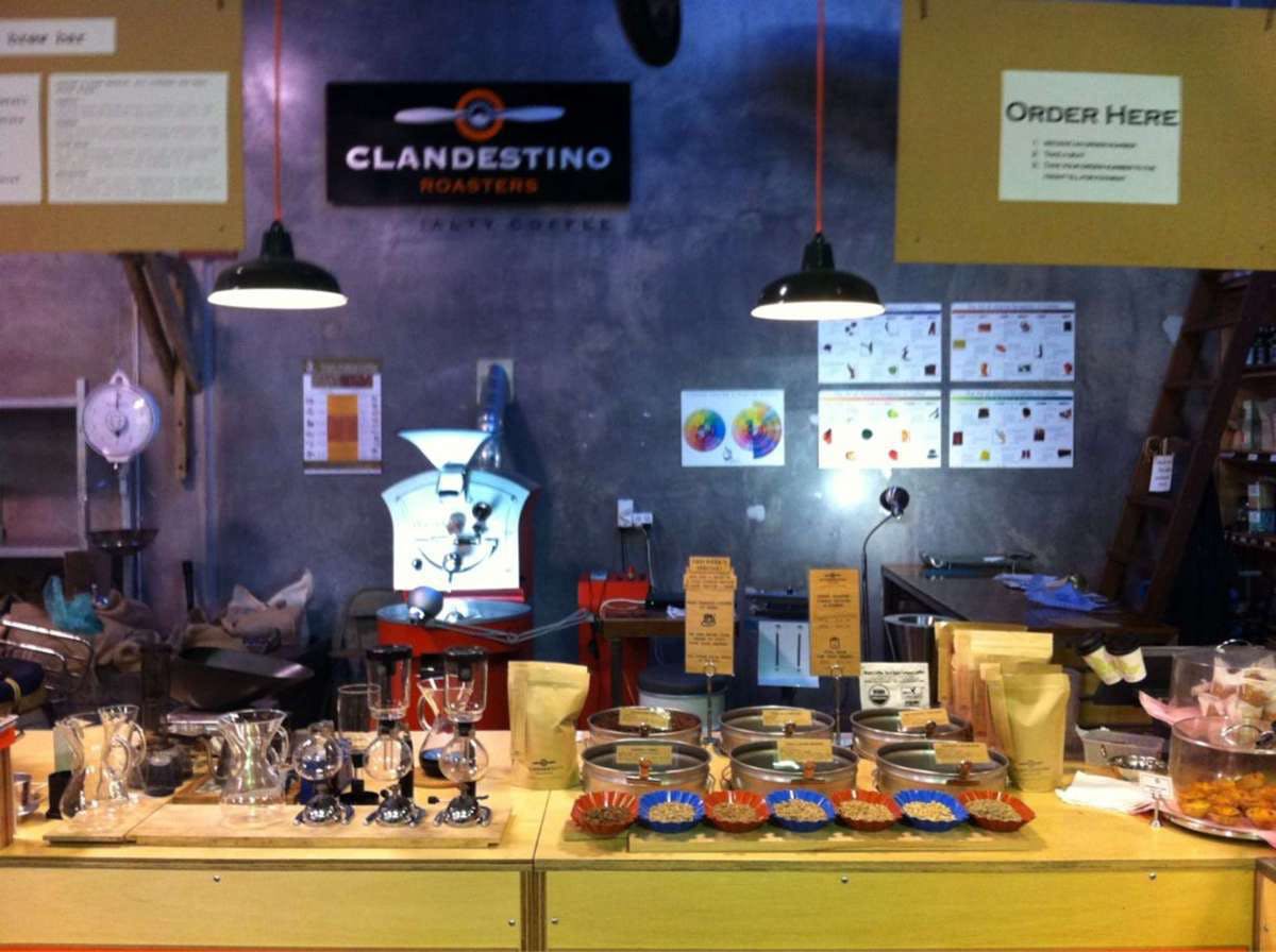 Clandestino Roasters Logo and Images