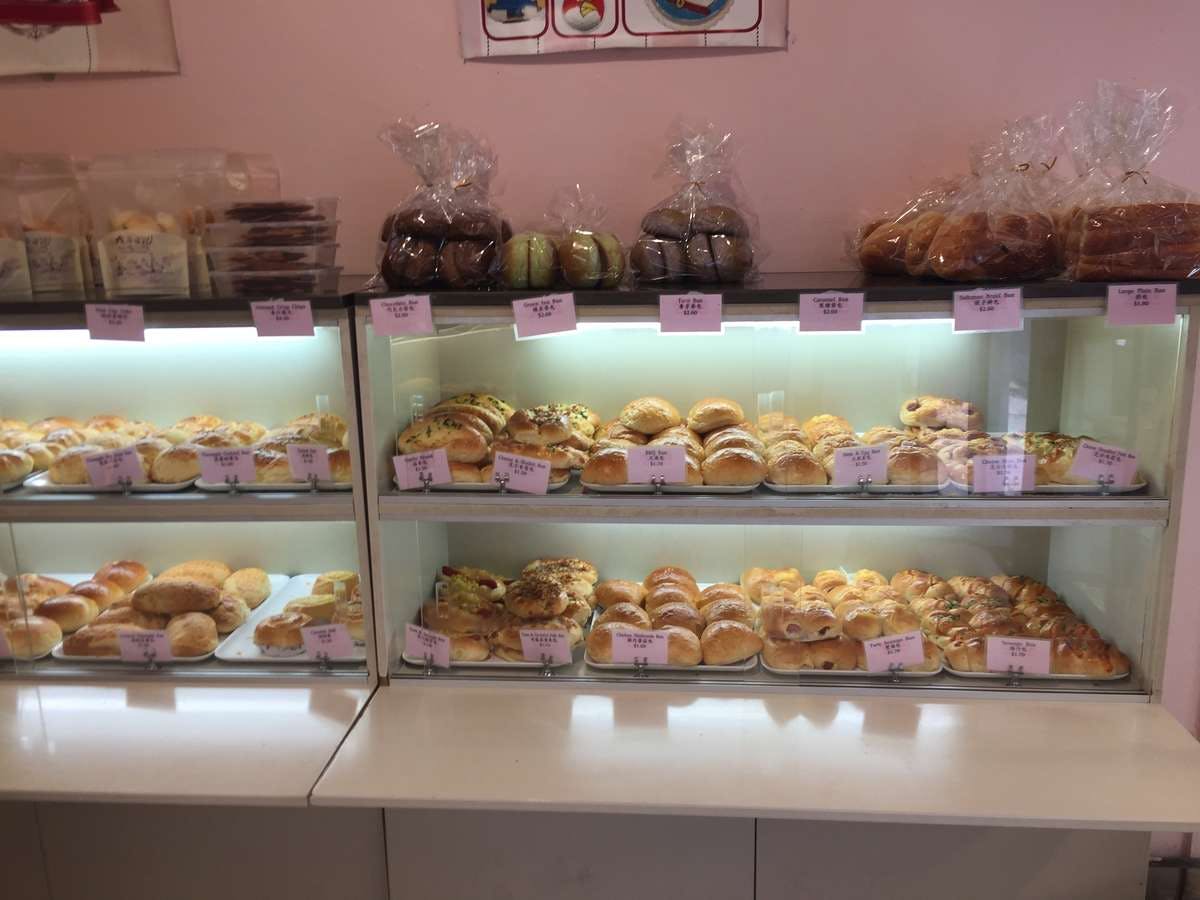 Queen's Bakery Logo and Images