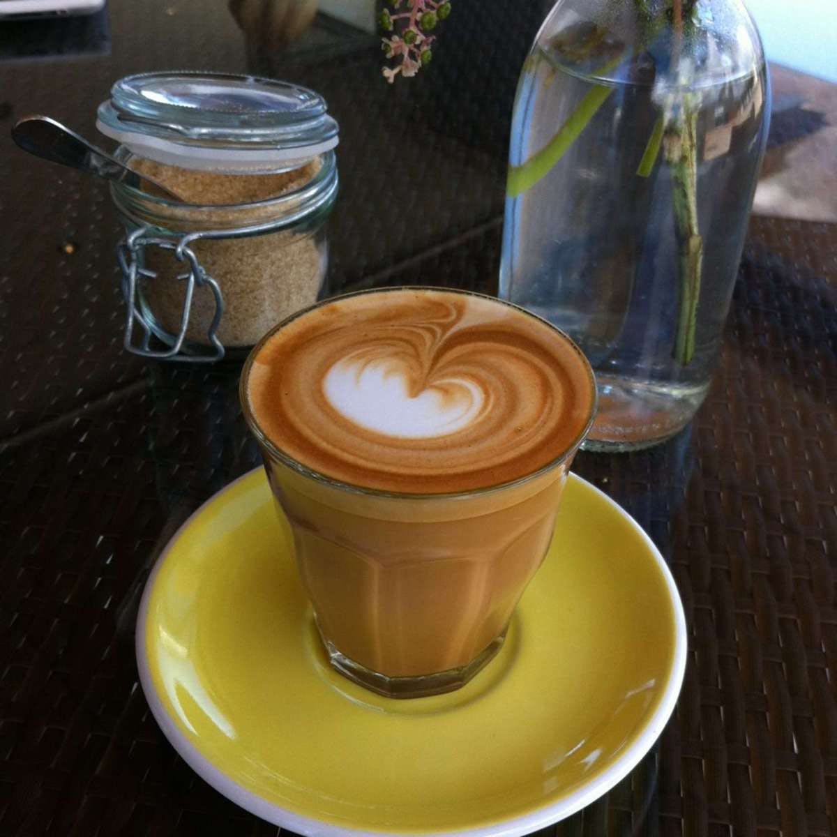 Raw Kitchen & Espresso Logo and Images