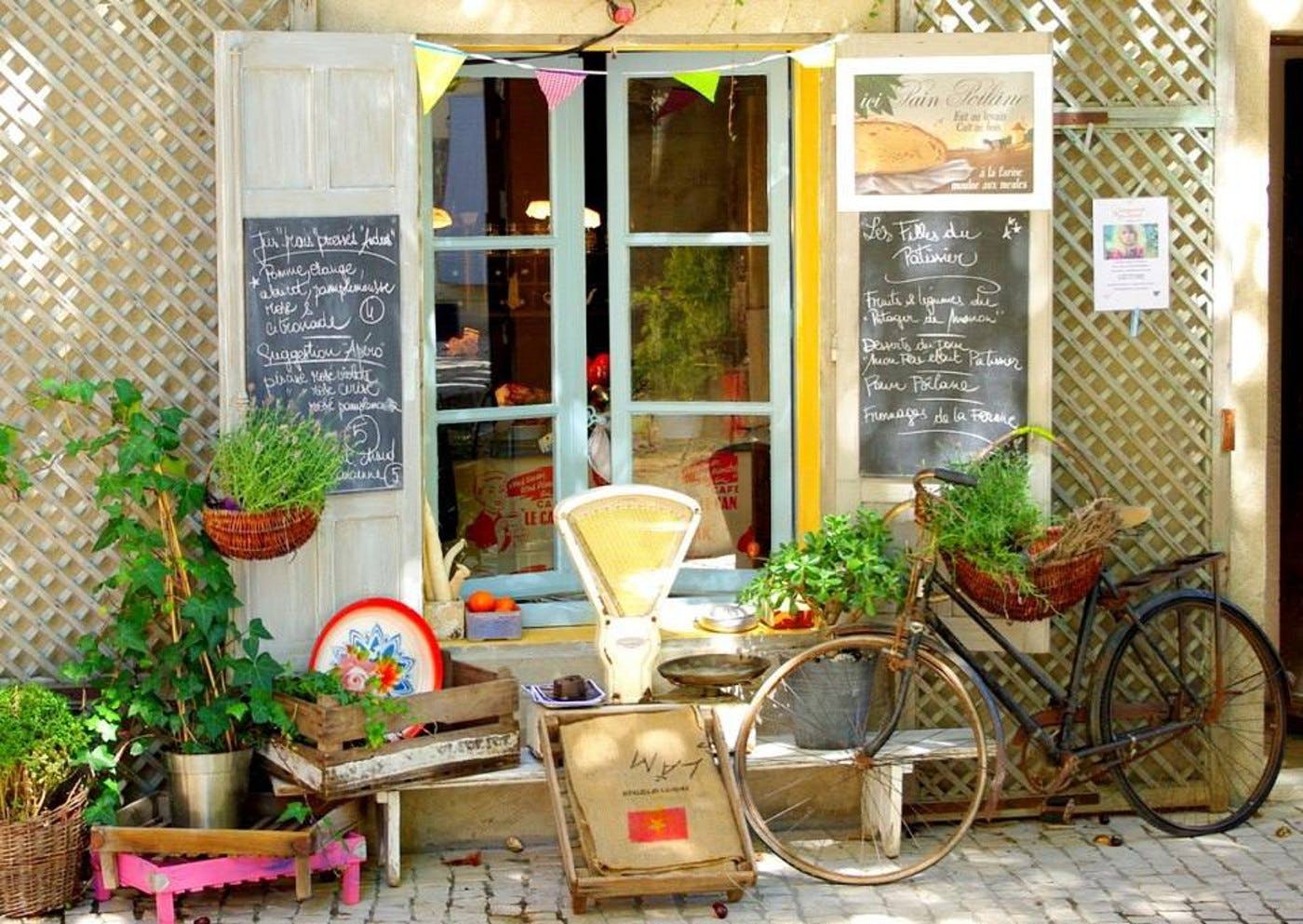 Le Jardin Cafe Restaurant Logo and Images