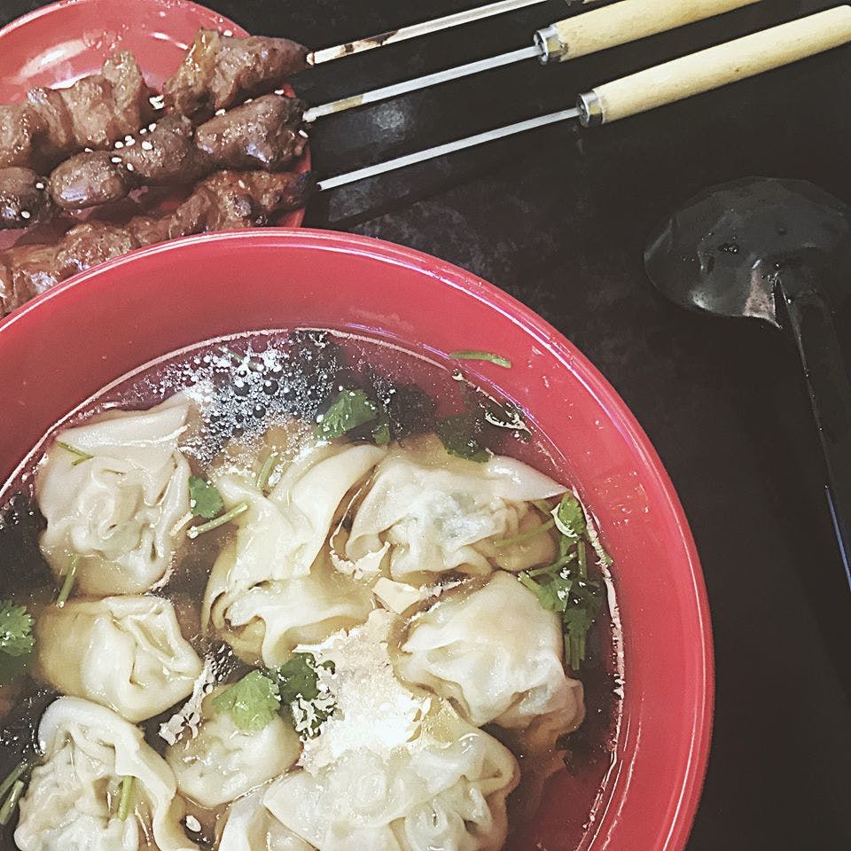 Sizzling Braised Pot - Sunnybank Hills Logo and Images