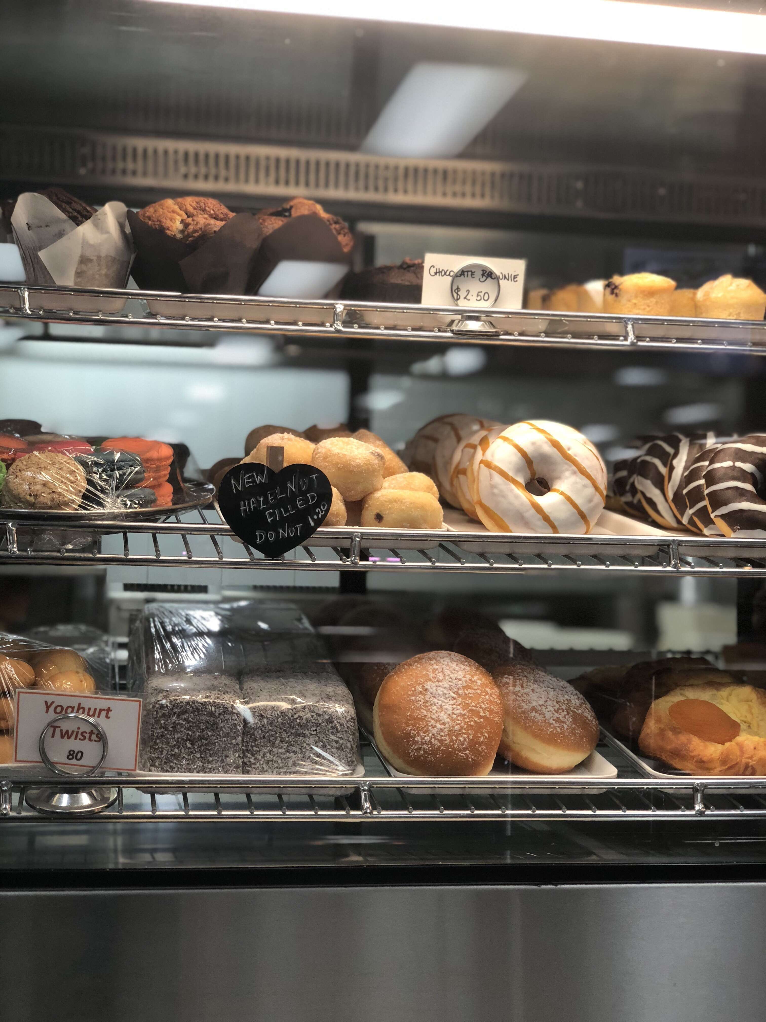 Calypso Bakery Cafe Logo and Images