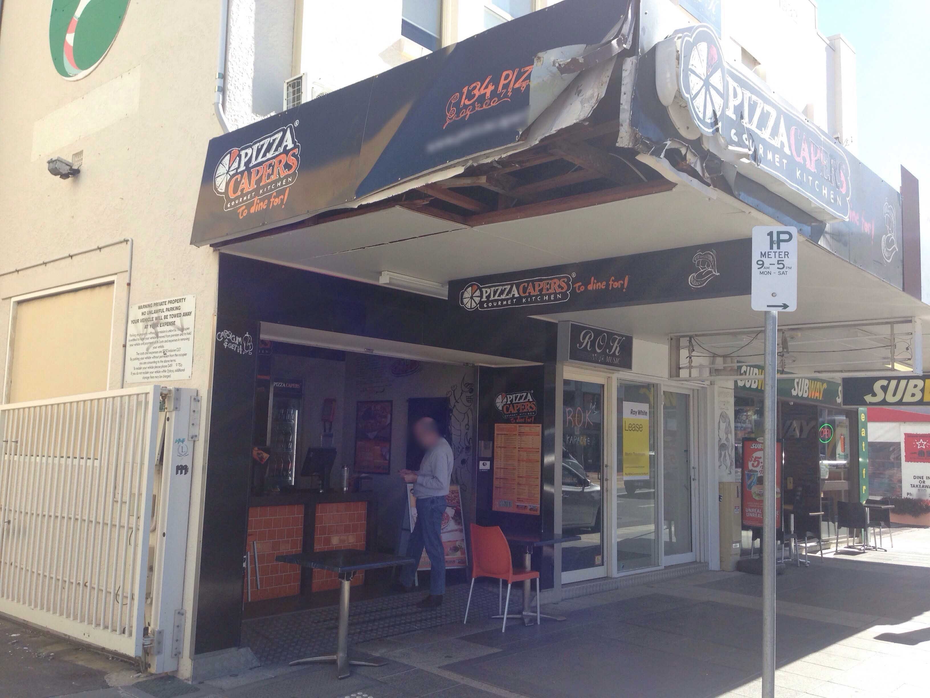 Pizza Capers - Southport Logo and Images